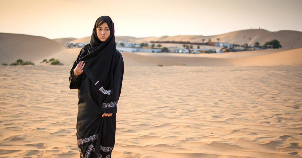 UAE Women Traditional Dress