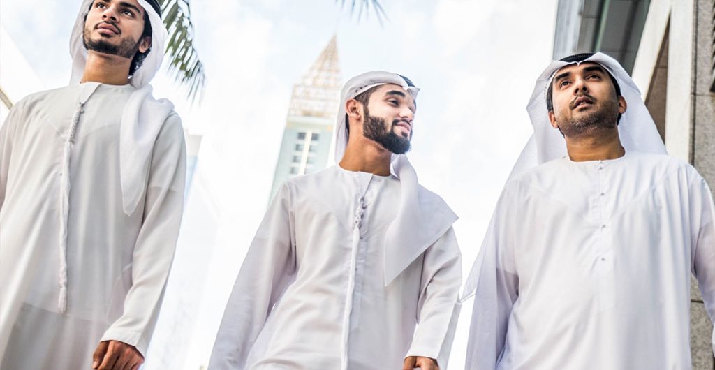 traditional uae clothing