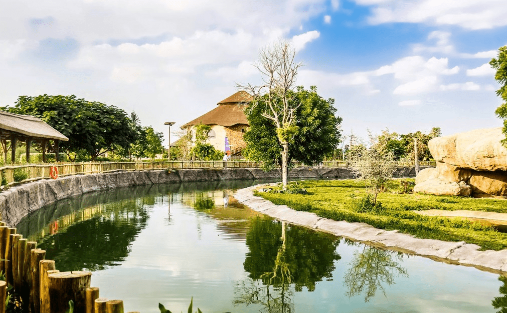 explorer village dubai safari park