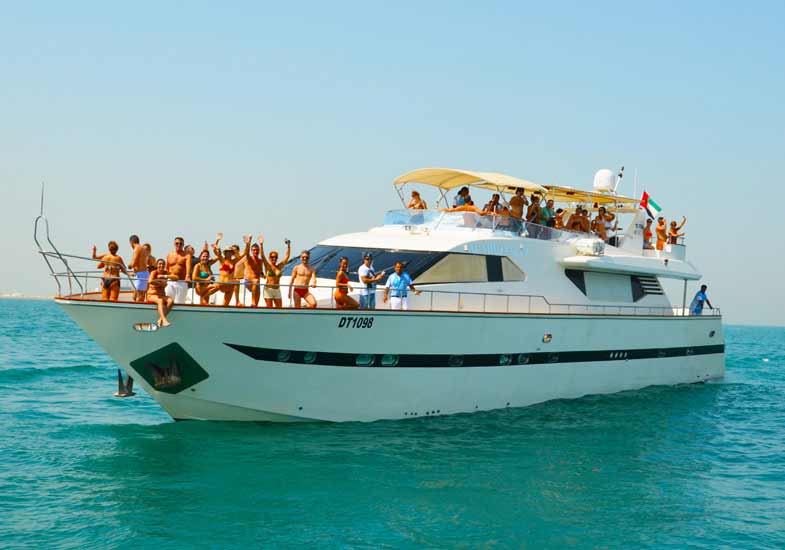 85 foot luxury yacht