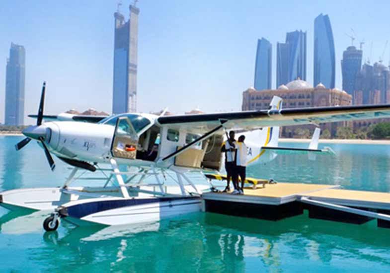 Enjoy all iconic attractions in Dubai on seaplane