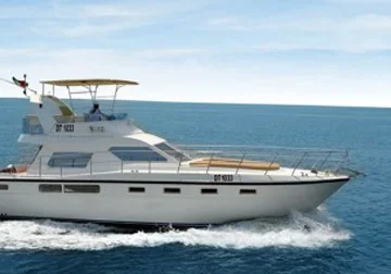 45 Feet Luxury Yacht