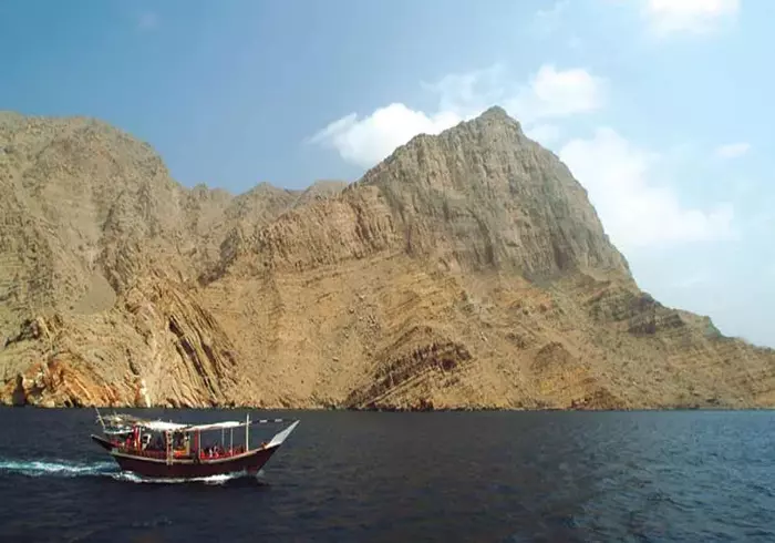 Dubai Musandam-Khasab-Dhow-Cruise